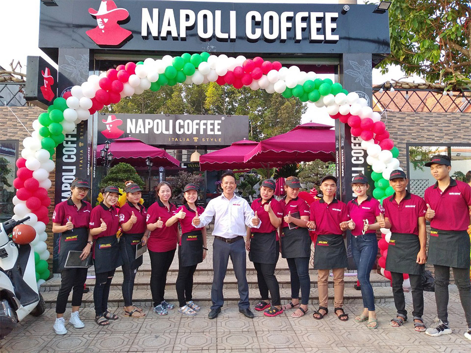 Cà phê nhượng quyền bình dân Napoli